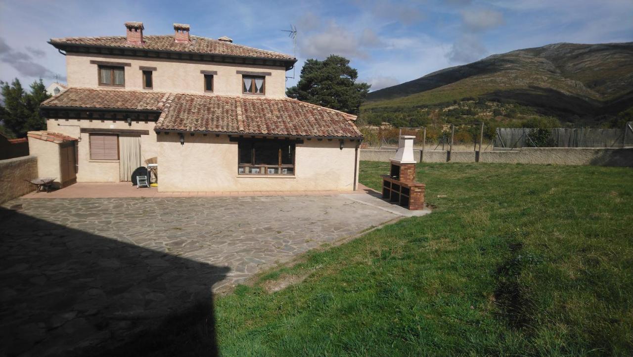 Villa El Mirador del Hayedo Riofrio de Riaza Exterior foto