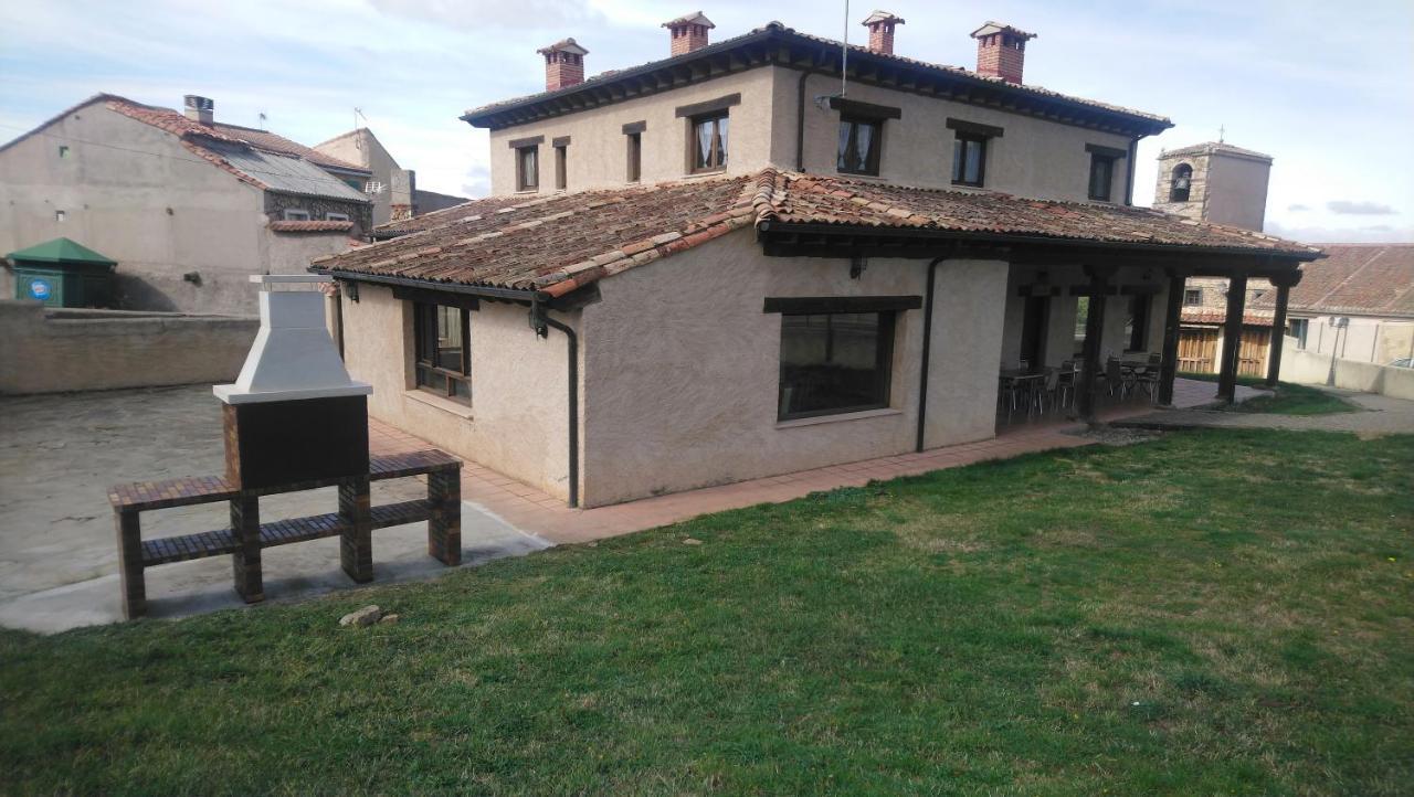 Villa El Mirador del Hayedo Riofrio de Riaza Exterior foto