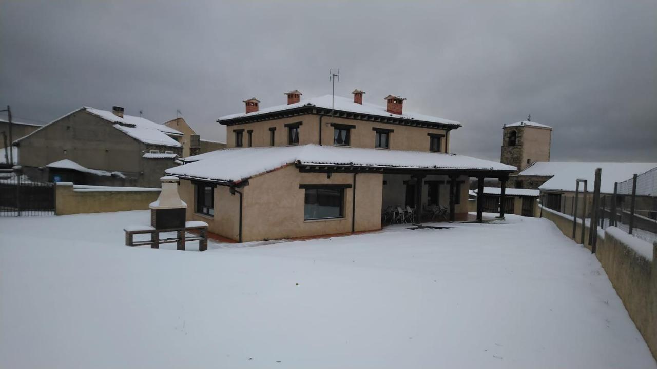 Villa El Mirador del Hayedo Riofrio de Riaza Exterior foto